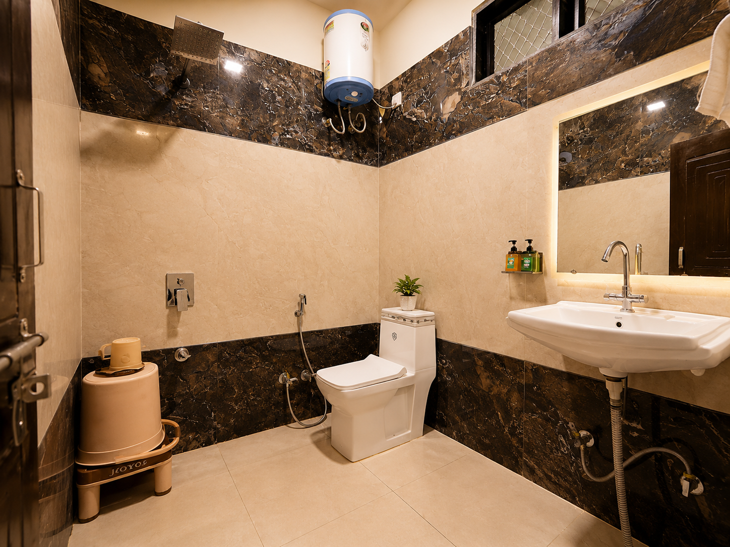 Darshan Luxury Stay general